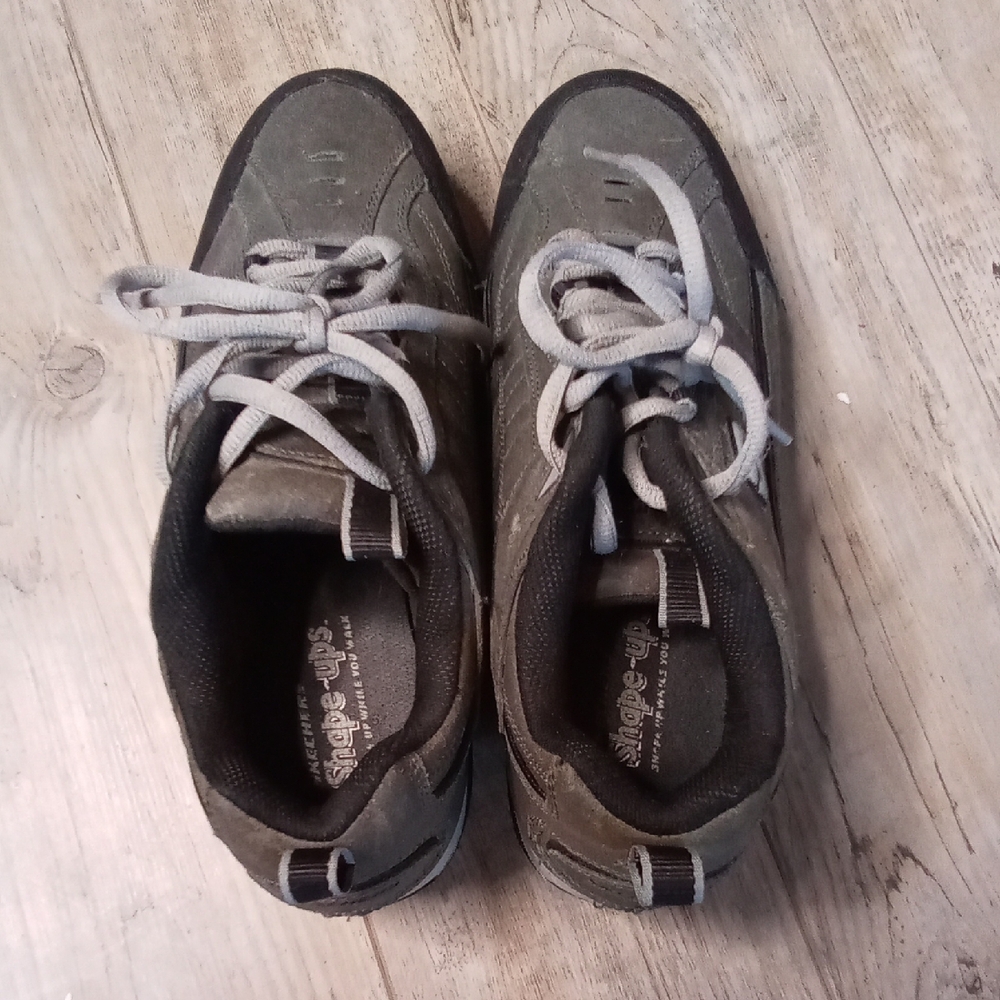 Men's Gray Athletic Shoes, Sketchers Shape-ups, Size 10.5